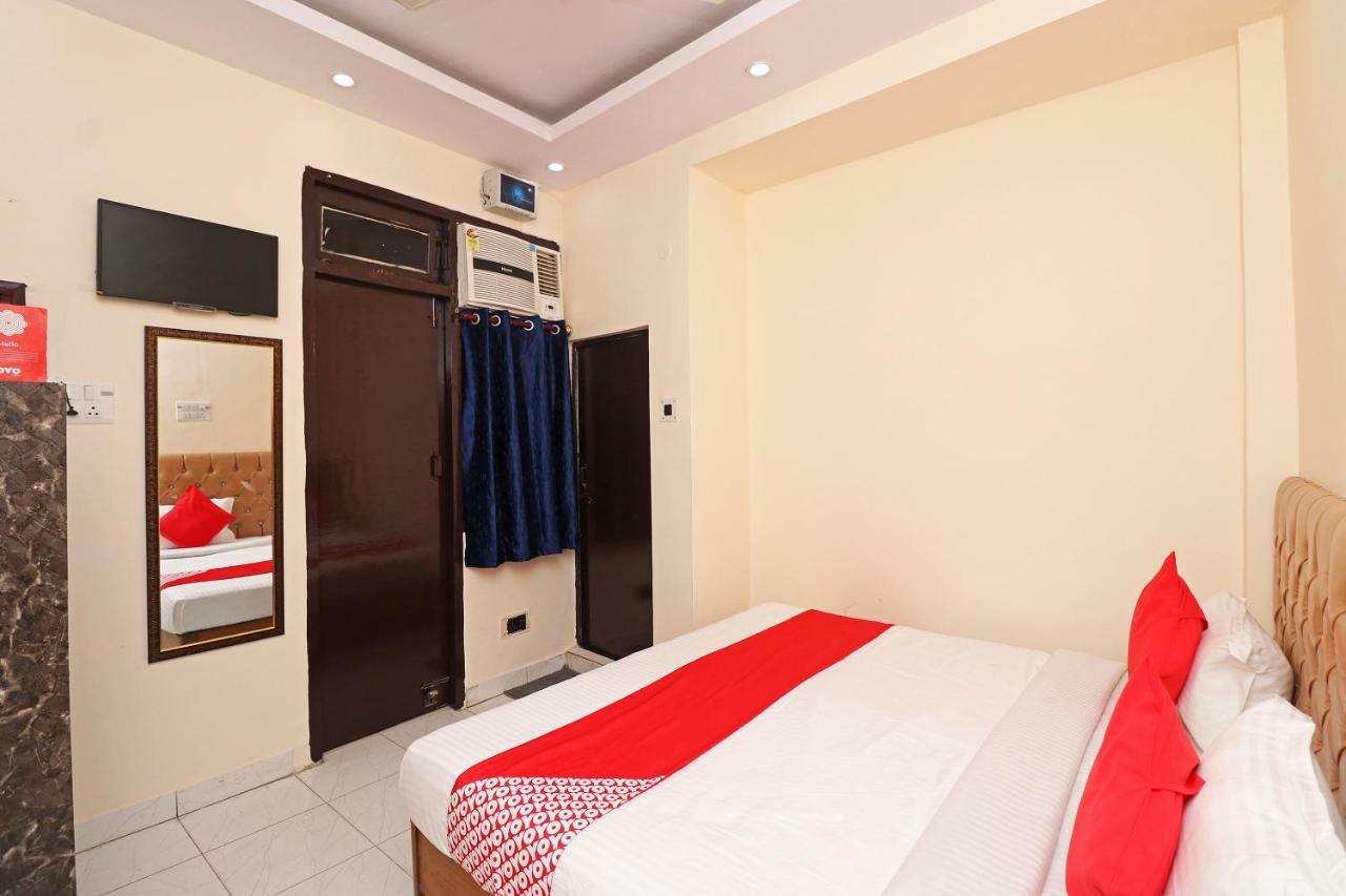 Oyo 30288 Hotel Moon Palace Lucknow Exteriör bild