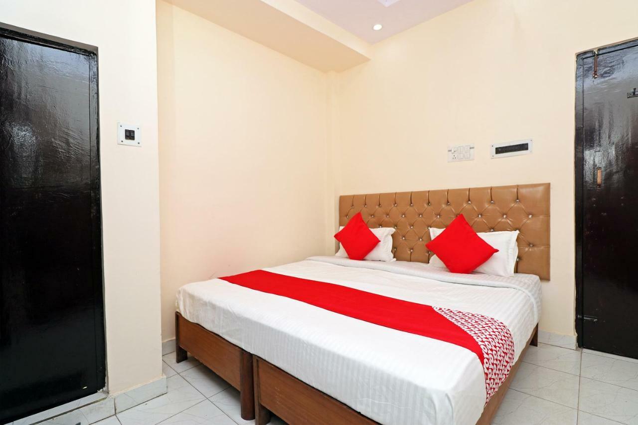 Oyo 30288 Hotel Moon Palace Lucknow Exteriör bild