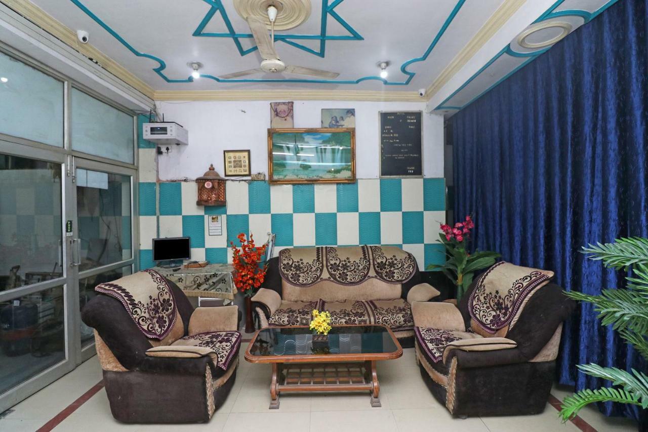 Oyo 30288 Hotel Moon Palace Lucknow Exteriör bild